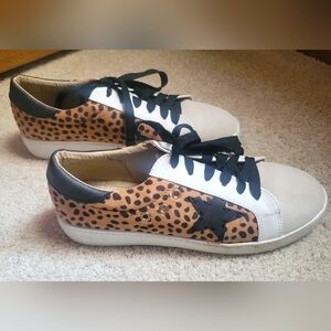 Ccocci Animal Print Sneaker - Women's 8